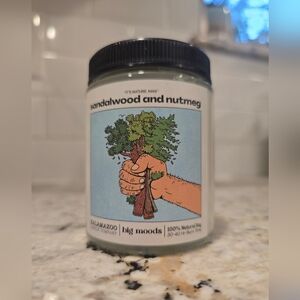 Natural Soy Candle Sandalwood And Nutmeg 30-40 Hrs Burn Time